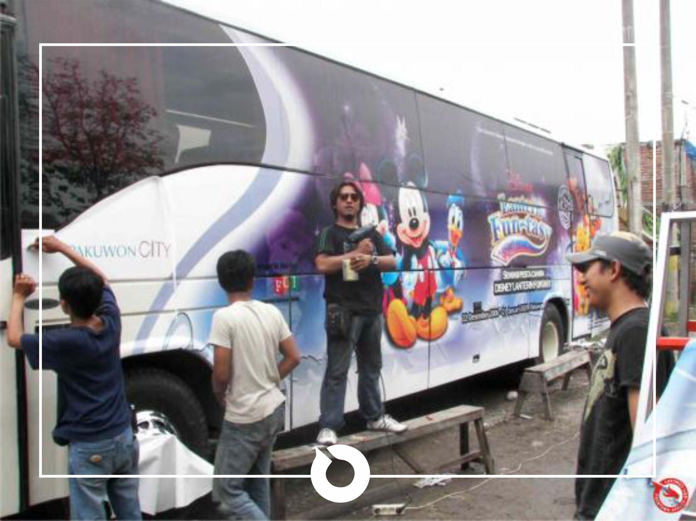 Branding bus