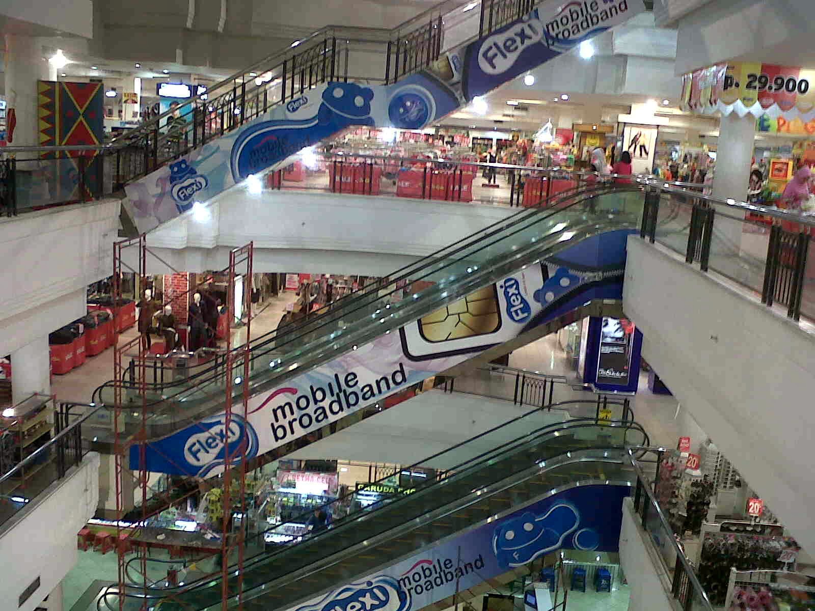 branding escalator telkom 2