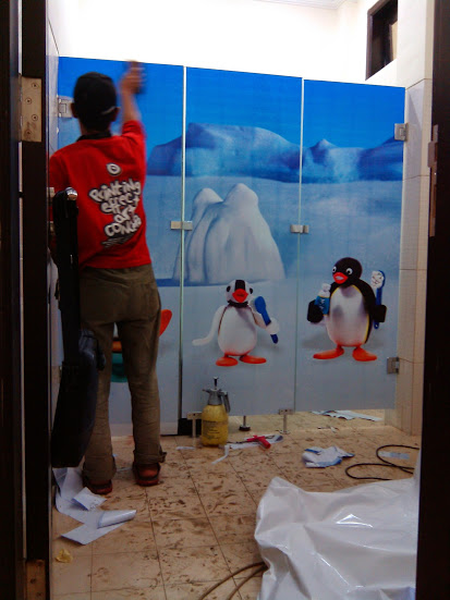 branding kaca tk pingu