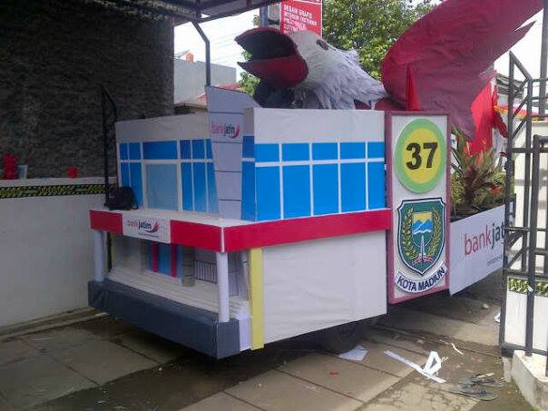 mobil karnaval bank jatim