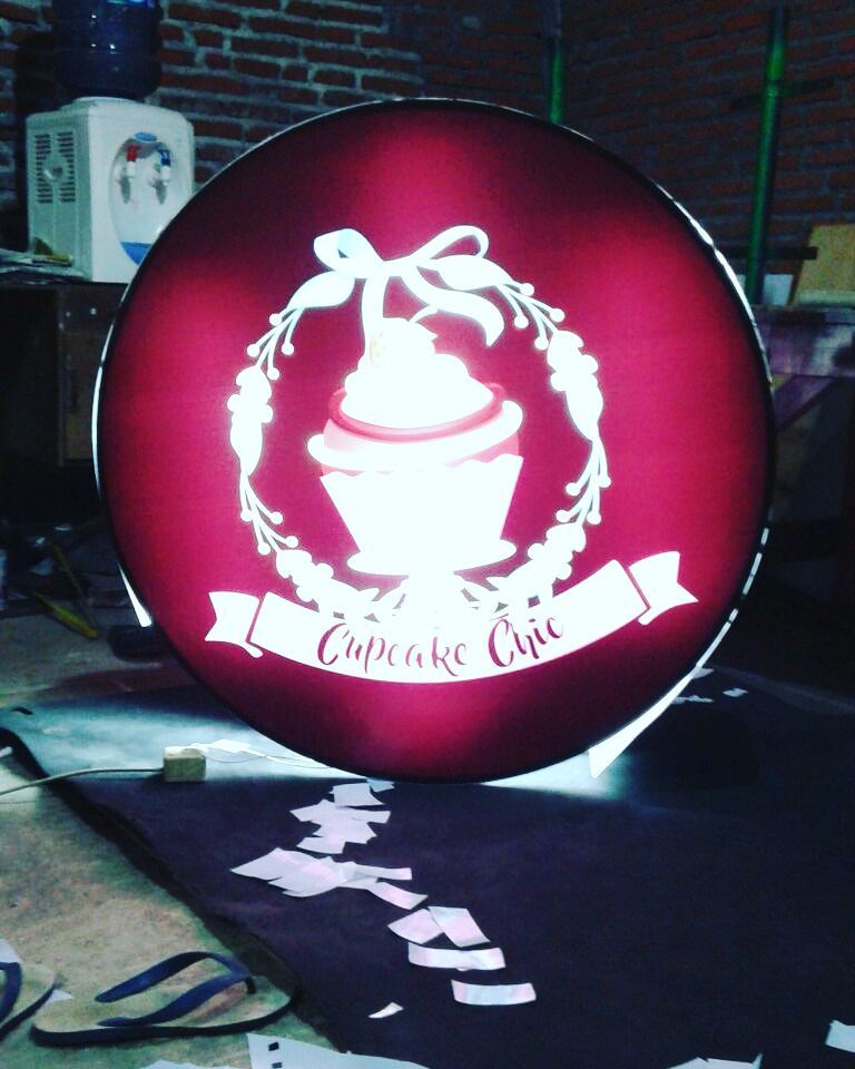 Neon Box Cupcake Cafe