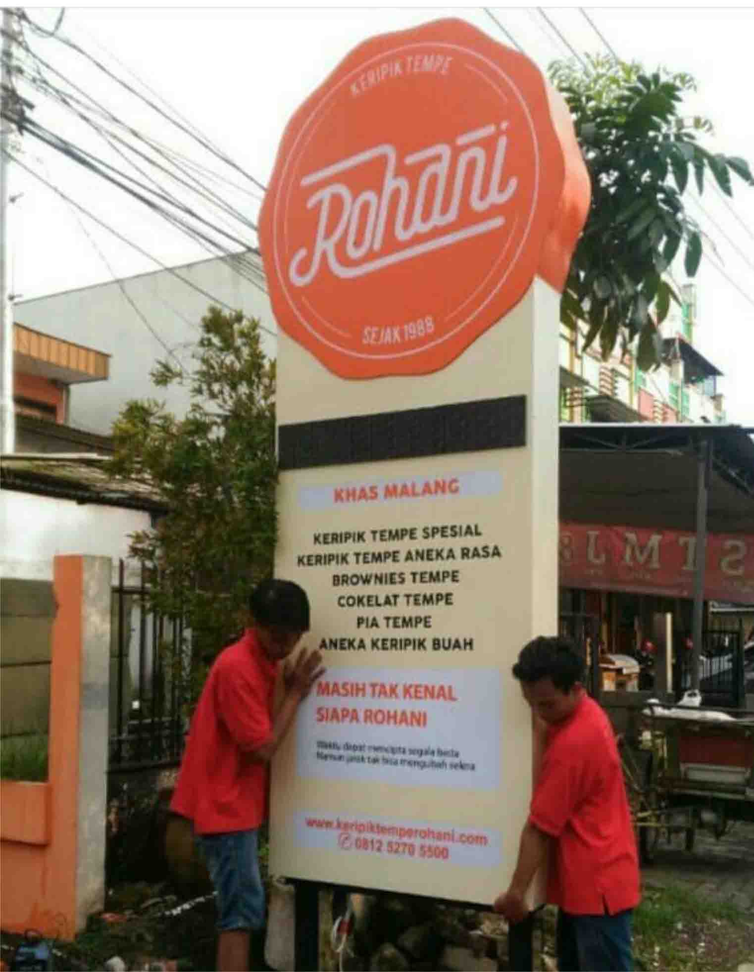 NEON SIGN ROHANI