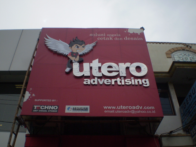 papan nama kombinasi
